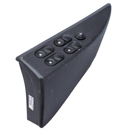 Botão Vidro Elétrico Corsa 1994 a 2015 Classic 1996 a 2014 Lado Motorista Led Larajna - Ospina OSP021202