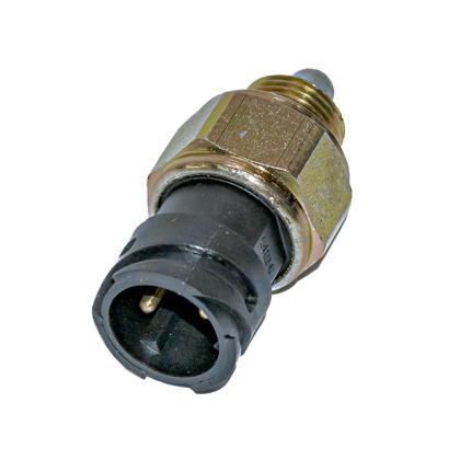 Interruptor Luz De Ré Attack Cargo 1723 3031 Constellation 17280 24280 31330 2 Pinos - 3RHO44127  