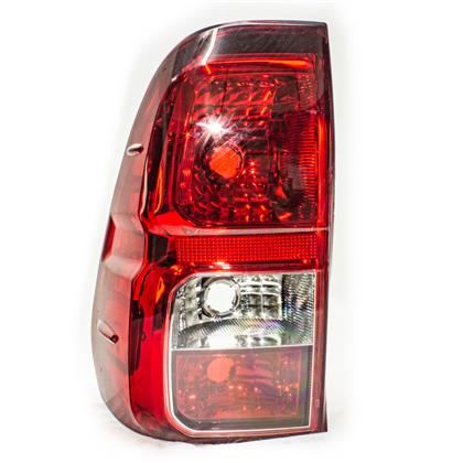 Lanterna Traseira Hilux após 2016 Com Retro Neblina LE - Pradolux - PL1004.02.27  