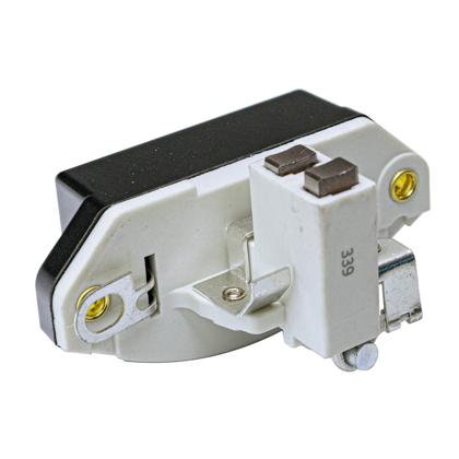 Regulador Voltagem Cbt Chevrolet Ford Komatsu Mercedes Benz Toyota Volkswagen Após 1985 - Seg - 9190087034  